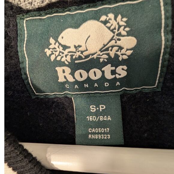 Roots Bomber Varsity Jacket Gray Black Fleece Classic Retro Style - Size S - Picture 7 of 9